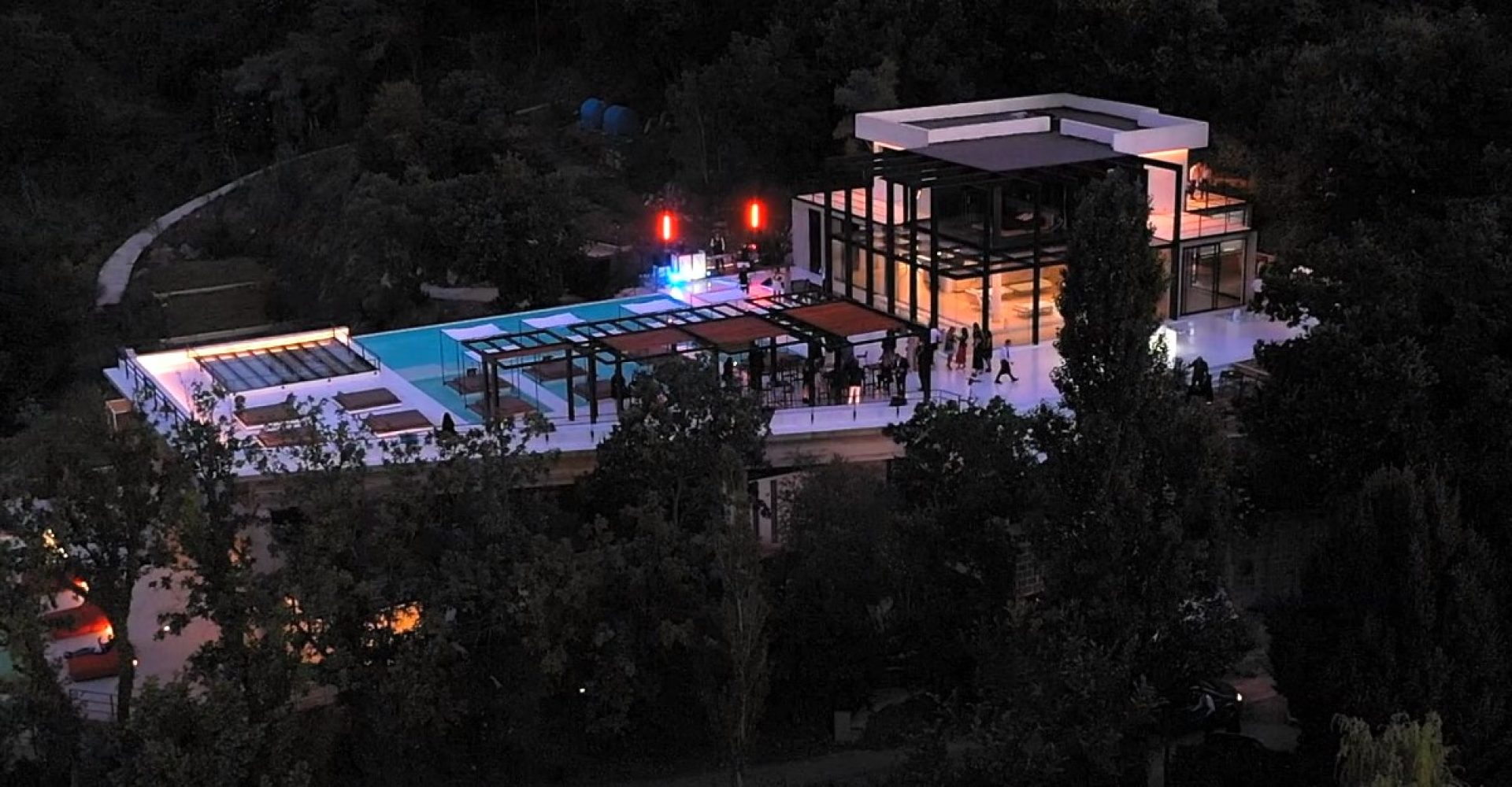 Altura Resort